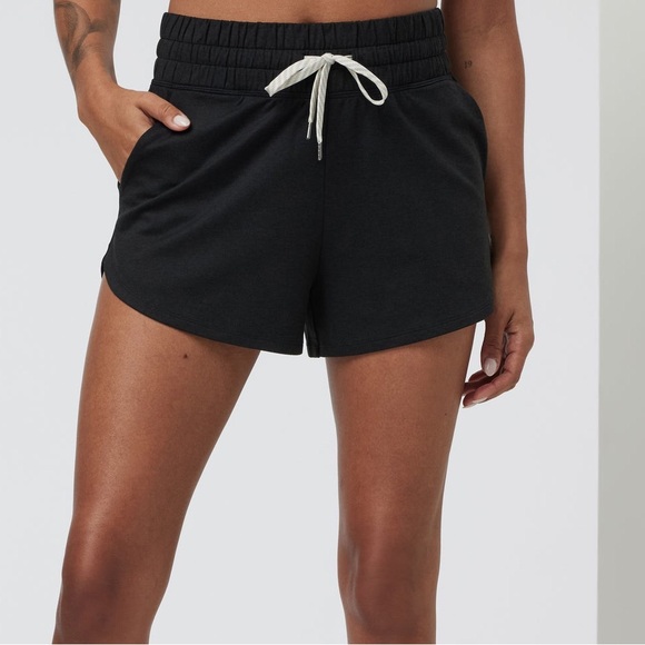 Vuori NWT Halo 2.0 Performance Short In
Black Heather XS - Picture 5 of 7